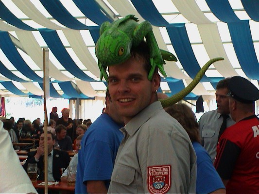 045.JPG